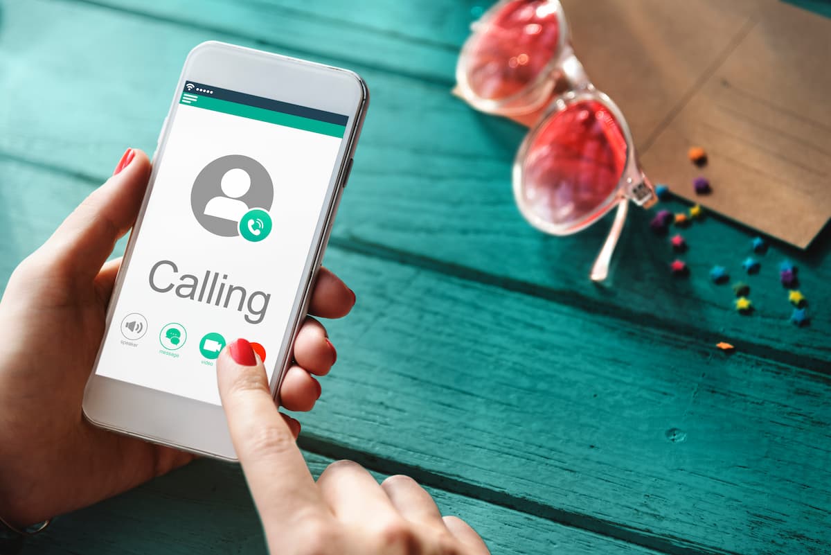 ilustrasi telepon spam